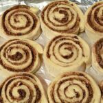 Cinnamon roll bread machine