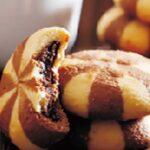 Two-color filled cookies machine